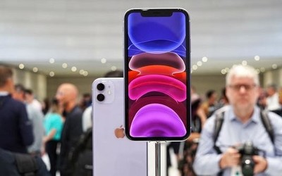 iPhone11成蘋果最暢銷機型 網(wǎng)友：新款iPhone SE呢？